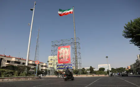 إسرائيل تستهدف مقر هيئة الإذاعة والتلفزيون الإيرانية