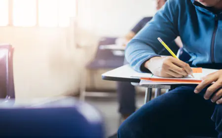 167,459 طالبًا وطالبة من "التوجيهي" يخوضون امتحان اللغة العربية اليوم