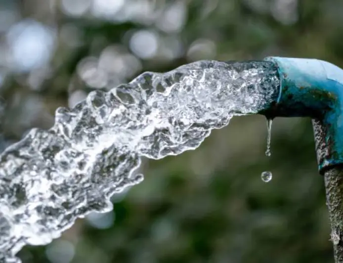 المياه: التحديات تفرض التزويد مرة أسبوعيا..  والإنجازات مستمرة لضمان الأمن المائي