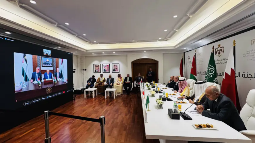 اللجنة العربية الاسلامية تجتمع بالرئيس الفلسطيني عن بعد
