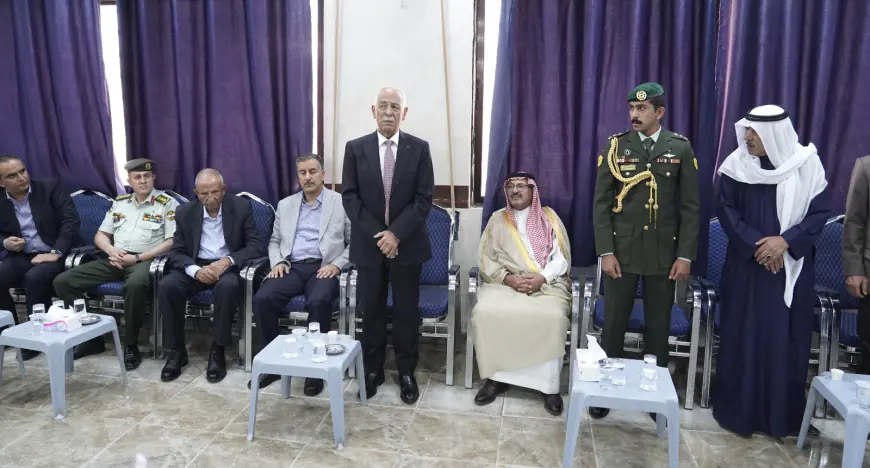 مندوبا عن الملك وولي العهد.. العيسوي يعزي عشيرة النجادا