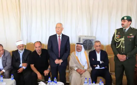 مندوبا عن الملك وولي العهد .. العيسوي يعزي قبيلة بني صخر وآل قمحية (صور)