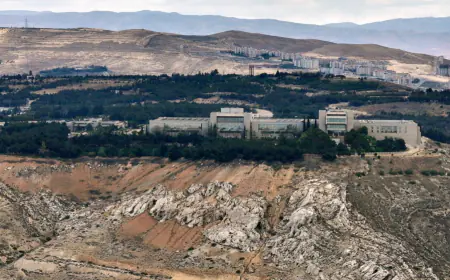 غارة إسرائيلية جوية بالقرب من القصر الرئاسي في دمشق