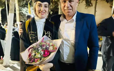 المهندس عصام أبو أحمده يبارك لابنته آلاء تخرجها من الجامعة الأردنية