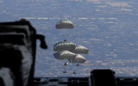 مصدر: الأردن نفذ اليوم إنزالا جويا لمساعدات على غزة