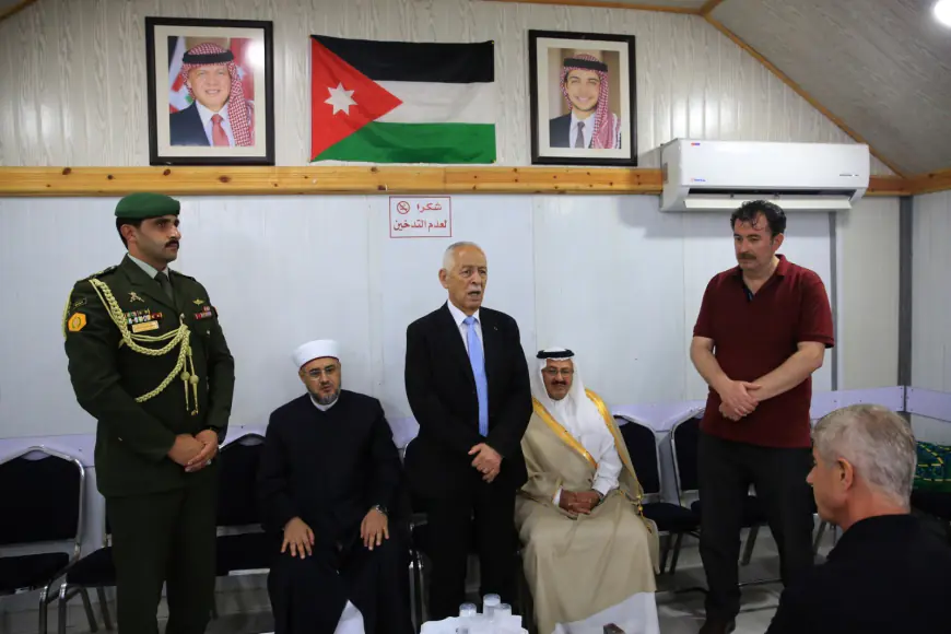 مندوبا عن الملك وولي العهد... العيسوي يعزي وجوخ والجميعان والنابلسي