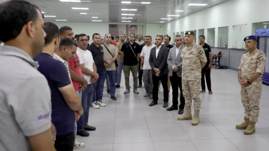وصول طواقم المستشفى الميداني الأردني جنوب غزة/7