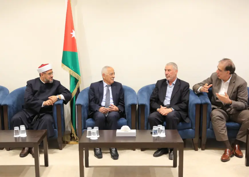 العيسوي يعزي الرفاعي والمعايطة والخريشا والدروبي