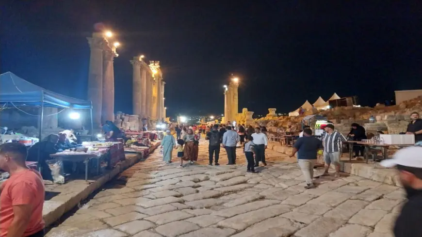 450 مشاركا يعرضون منتجاتهم في مهرجان جرش