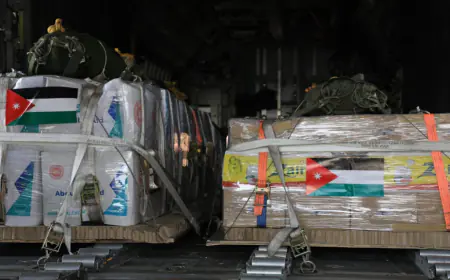 بحمولة 93 طنا.. الأردن ينفذ إنزالات جوية جديدة على غزة بمشاركة دولية (صور)