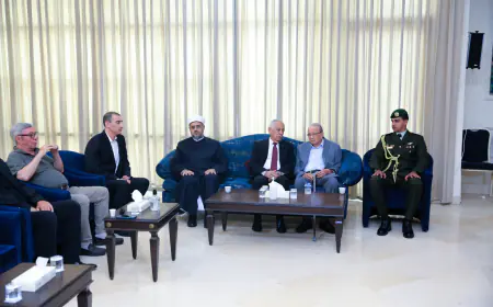 مندوبا عن الملك وولي العهد.. العيسوي يعزي بوفاة نجل رئيس الوزراء الأسبق المفتي