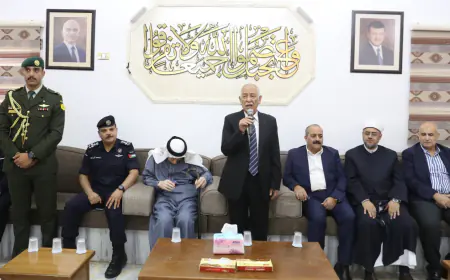 مندوبا عن الملك وولي العهد.. العيسوي يعزي عشائر العكور والشرع والمجالي والبلوي