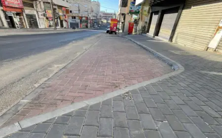 الامانة تنفذ مبادرة طلابية لتأهيل الأرصفة في الجبيهة