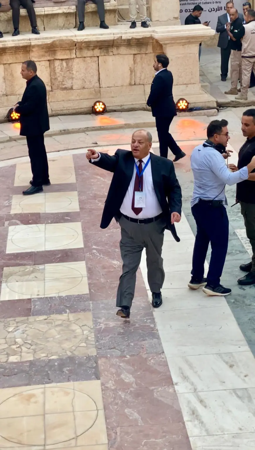 أيمن سماوي خلف الكواليس: موظفي مهرجان جرش