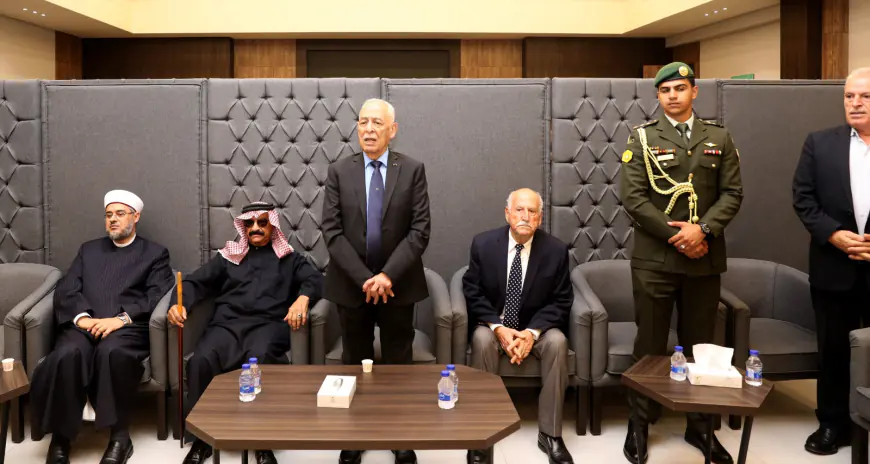 مندوبا عن الملك وولي العهد. العيسوي يعزي أبو ربيحة والكرادشة والمناصير