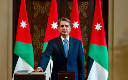 وزير الشباب العدوان يخفض رسوم الملاعب بنسبة 75%