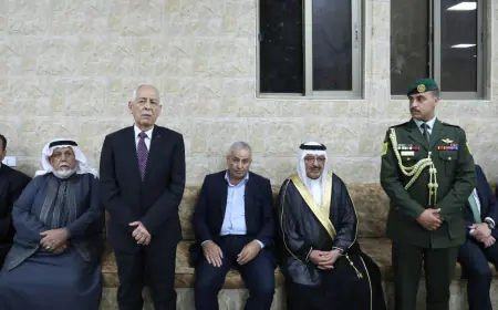 مندوبا عن الملك وولي العهد.. العيسوي يعزي عشيرة الصمادي