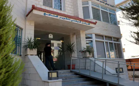 التربية : بدء تدريس مادة (علوم النفس والاجتماع) لطلبة الصف الثاني عشر