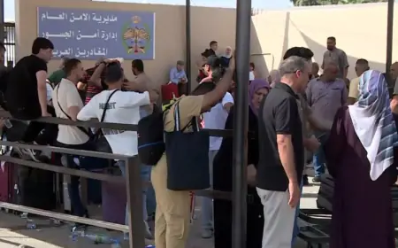 عودة المسافرين من جسر الملك حسين بسبب استمرار الإغلاق من الجانب الآخر