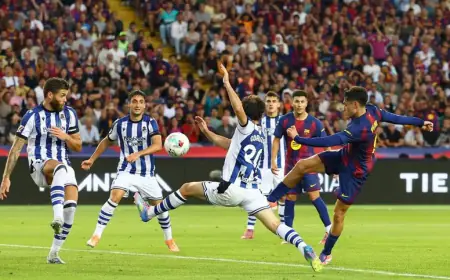 برشلونة يهزم ريال سوسييداد ويتصدر الليغا