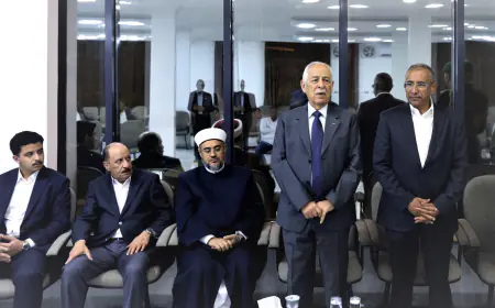 مندوبا عن الملك وولي العهد.. العيسوي يعزي عشائر العظامات وآل عباد