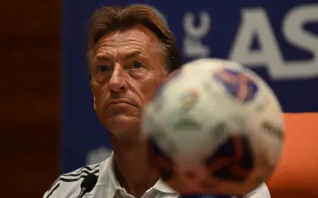 مدرب السعودية: مواجهة العراق الأهم في مسيرتي التدريبية