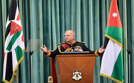 الملك يفتتح الدورة العادية الثانية لمجلس الأمة الـ 20