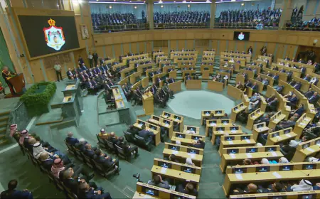 جلالة الملك يؤكد على ضرورة الاستمرار في تنفيذ رؤية التحديث الاقتصادي