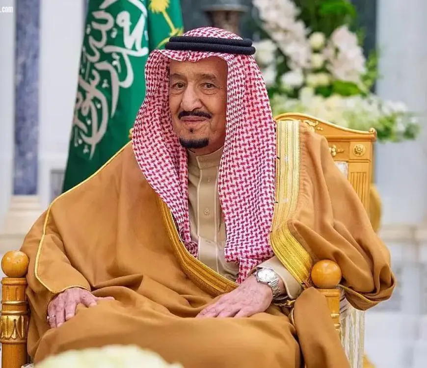 إشادة واسعة بقرار الملك سلمان فتح مسجد القبلتين على مدار الساعة