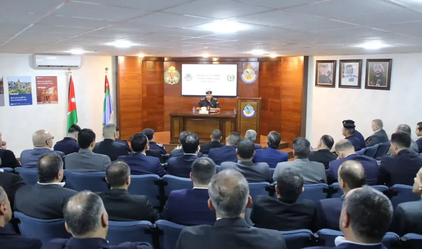 اللواء المعايطة يزور إدارة مكافحة المخدرات ويشيد بجهودها الميدانية والتوعوية والعلاجية