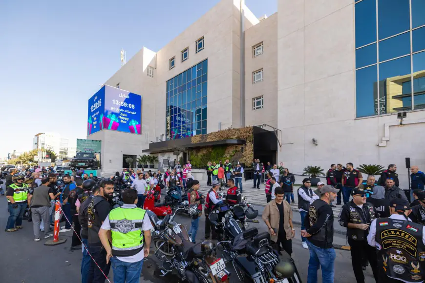 زين تستضيف انطلاقة مسيرة (سيدات هارلي) لدعم مصابات السرطان من غزة