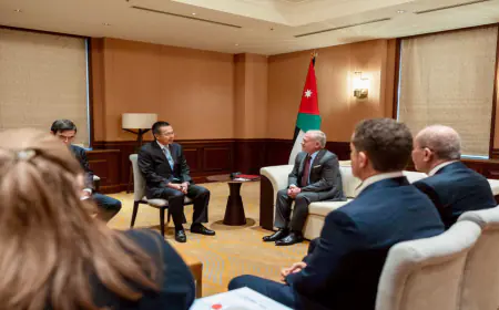 الملك يدعو لبحث إنشاء نافذة استثمارية مشتركة مع منظمة التجارة الخارجية اليابانية