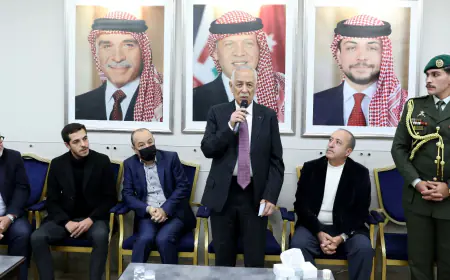 مندوبا عن الملك وولي العهد. العيسوي يعزي عشائر القاضي والشرايعة والمجالي ومنّاع