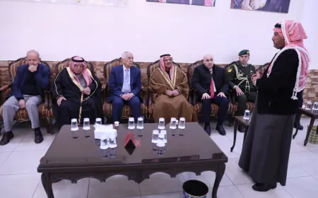 مندوبا عن الملك وولي العهد. العيسوي يعزي عشيرة صندوقة