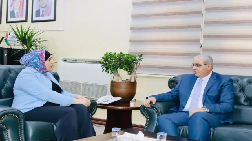 وزير الصحة: خفض أسعار 97 صنفا دوائيا