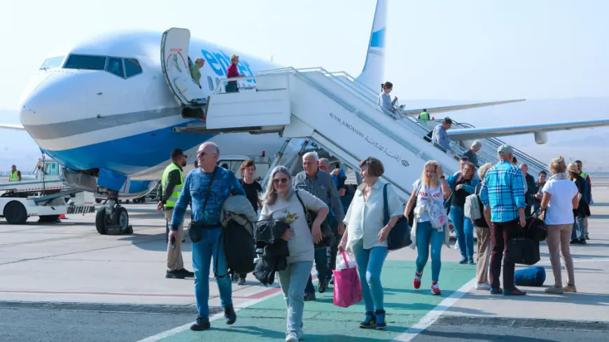 تحمل على متنها 189 سائحا..هبوط أول رحلة سياحية عارضة من بولندا في مطار الملك حسين