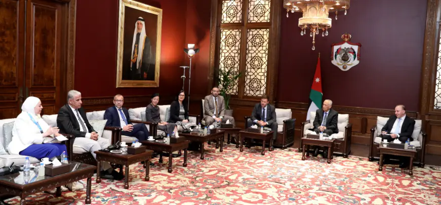 العيسوي يلتقي مدير وأعضاء إدارة الأونروا في الأردن