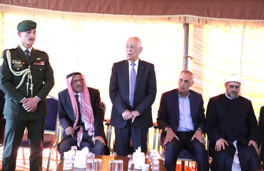 مندوبا عن الملك وولي العهد… العيسوي يعزي عشائر العدوان