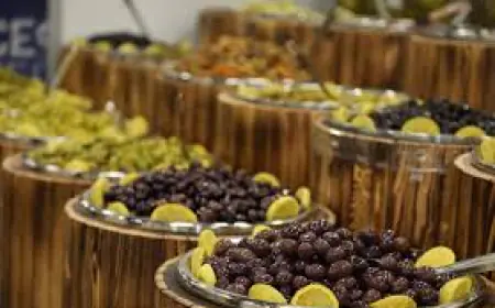 مهرجان الزيتون الوطني يعيد رسوم المخابز ويخفضها إلى 20 دينارا دعما للمشاركين