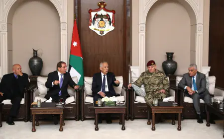 متابعة للقائهم مع الملك.. العيسوي يلتقي متقاعدين خدموا بمعية جلالة الملك بالقوات الخاصة