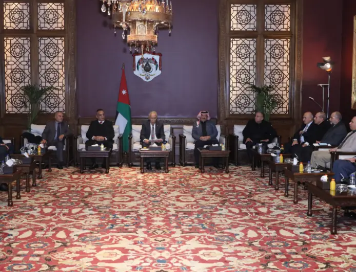 العيسوي: الملك يقود مسارات تحديث شاملة تهدف لتقوية الدولة وتحسين حياة المواطن وتعزيز جاذبية الاستثمار