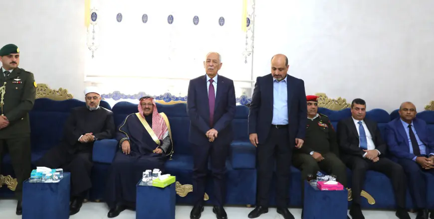 مندوبا عن الملك وولي العهد.. العيسوي يعزي عشيرة الخريشا