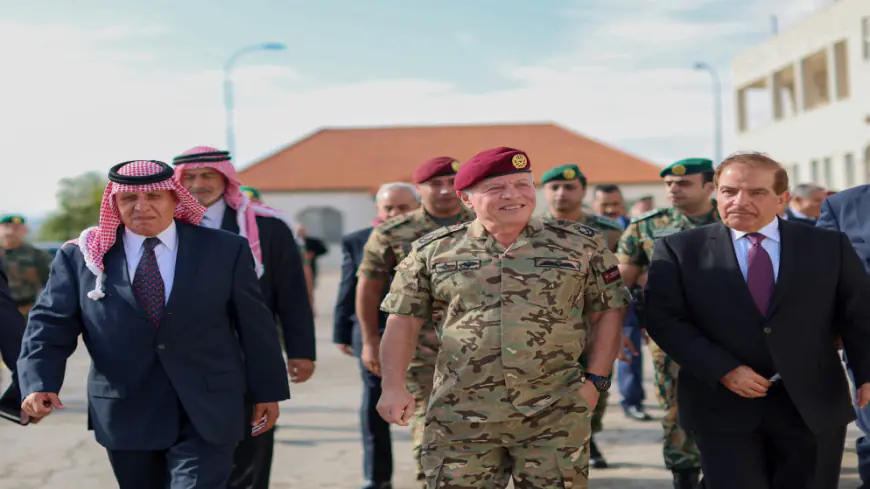 الملك يلتقي رفاق سلاح خدموا معه في القوات الخاصة