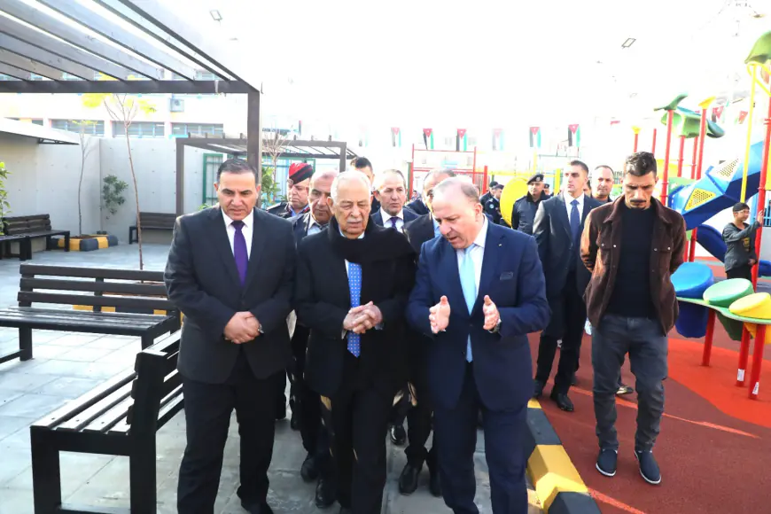 العيسوي: الملك يضع تحسين نوعية حياة المواطنين في مقدمة الأولويات