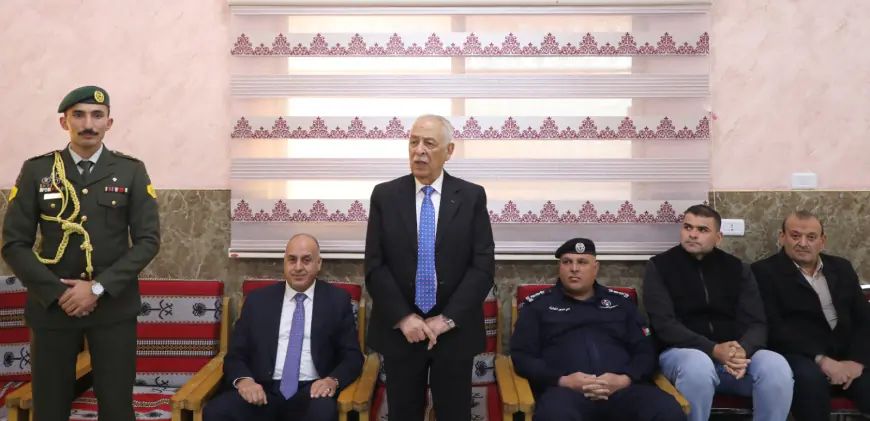 مندوبا عن الملك وولي العهد. العيسوي يعزي العضايلة والعجارمة والخياط