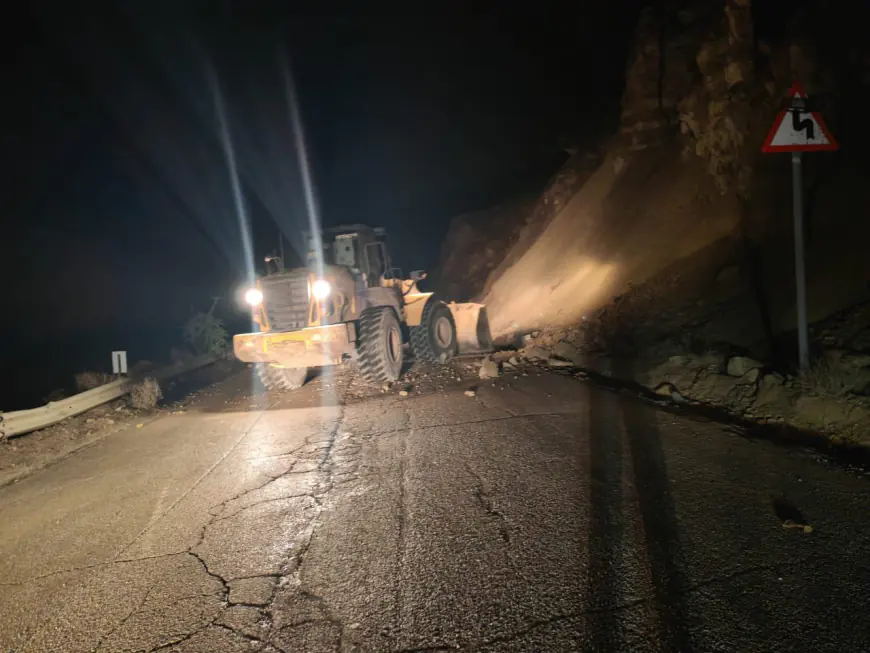 وزارة الأشغال: طريق وادي عربة في منطقة غور النميرة مغلق وإعادة فتحه قد تستغرق أسابيع