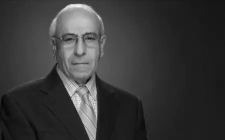 وزير الاتصال الحكومي ينعى الإعلامي جميل عازر