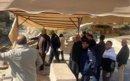 استمرار إغلاق شلال حمامات ماعين