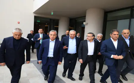 بعد 12 عاما من الإغلاق.. رئيس الوزراء يفتتح فندق كراون بلازا البترا