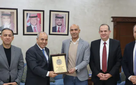 شركة زين تتبرع بـ3 ملايين دينار لإنشاء شبكة (واي فاي) في 1500 مدرسة حكومية